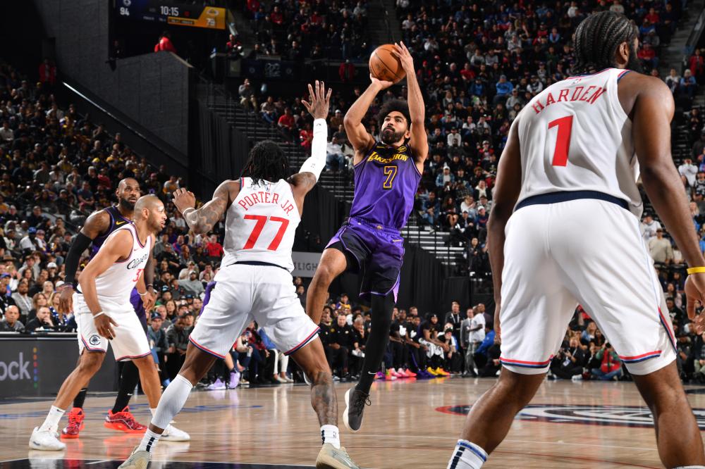 一方感到孤 一方感到孤