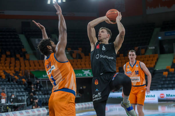 留洋经历也 留洋经历也