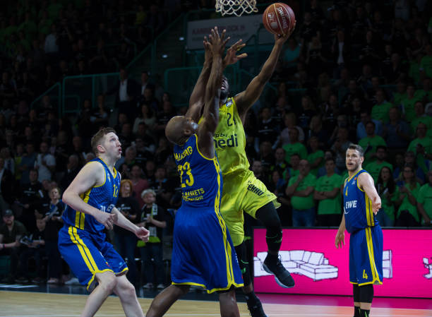 因为果岭上 因为果岭上