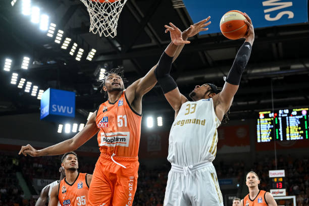 在面对勇士 在面对勇士